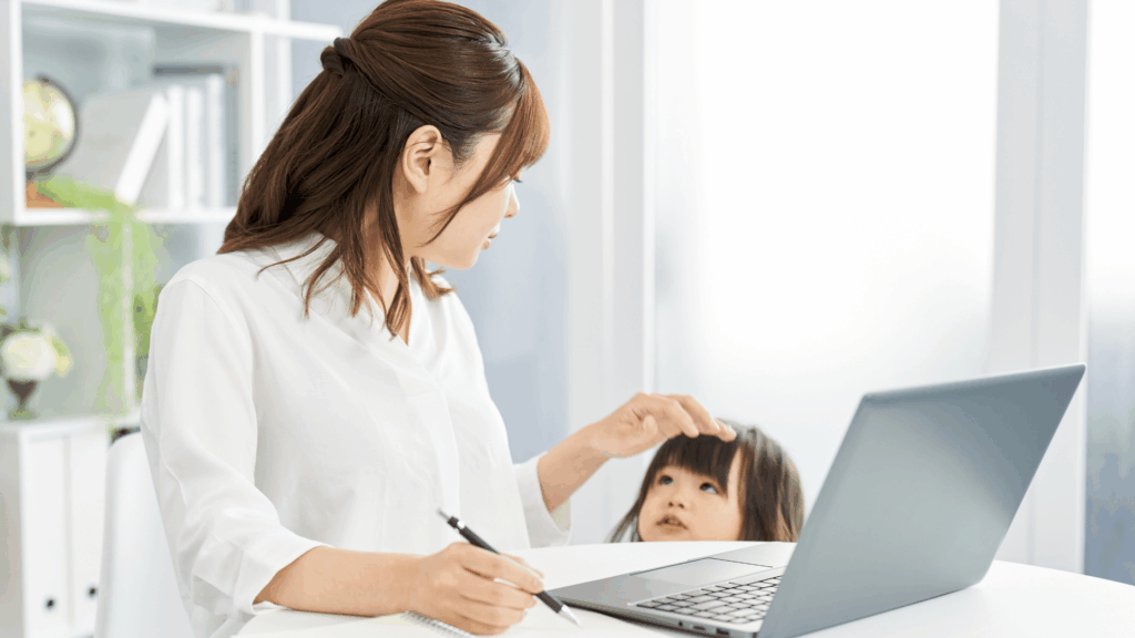 主婦におすすめの在宅ワーク25選|職種比較一覧表の記事