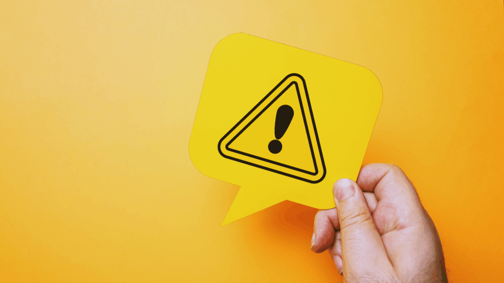 canvaで副業を始める方法について、注意しなければならないことが解説された記事