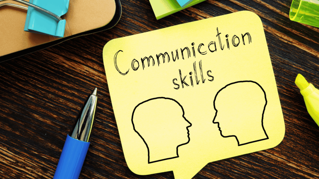 デザイナーの種類の中で働くにあたり、有利になる資格を解説した記事