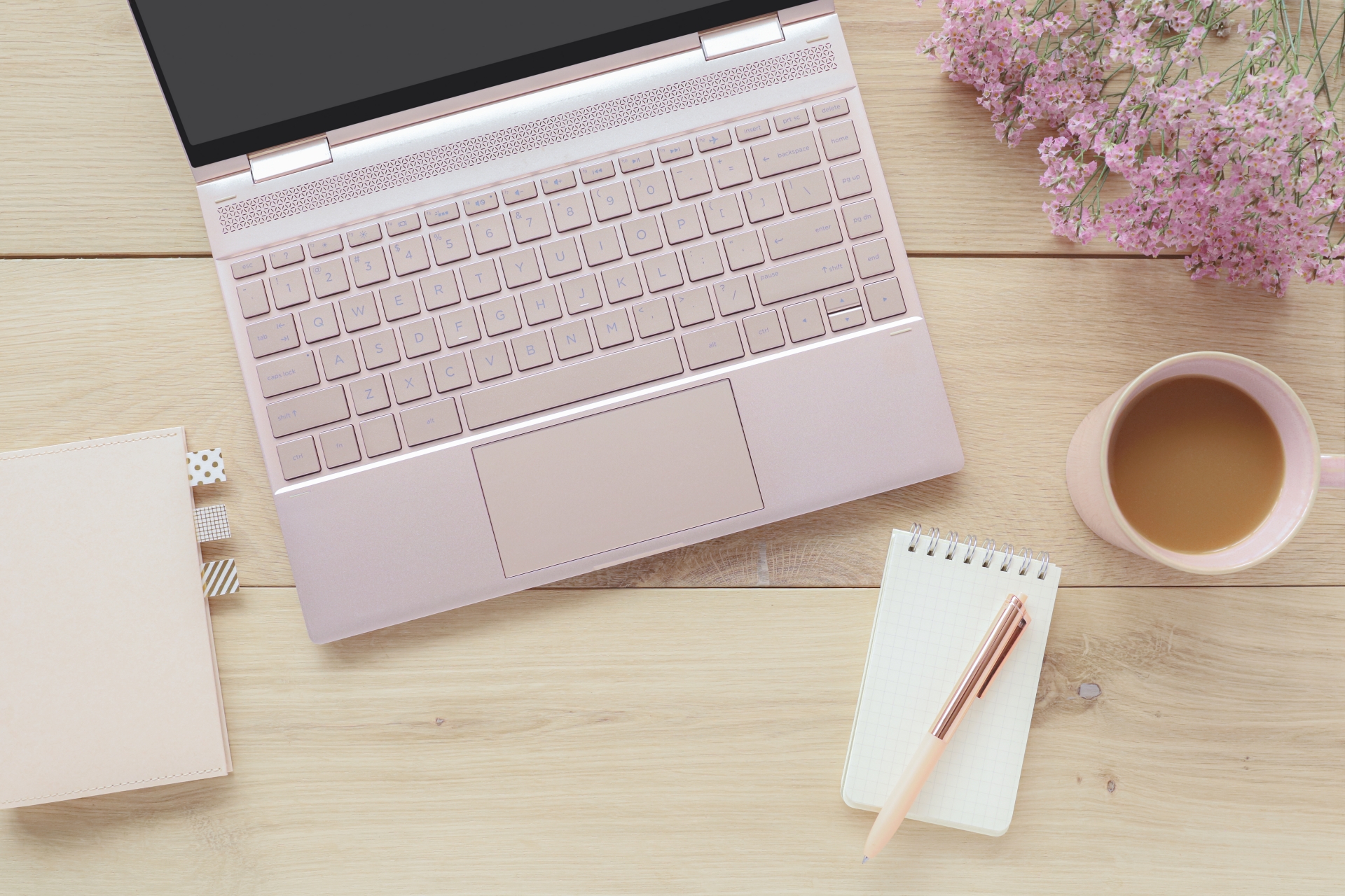 女性フリーランスが在宅で仕事する際の年収・収入の目安