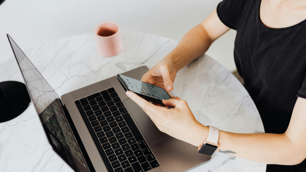 Canva副業の初心者にもおすすめの仕事の種類7選について