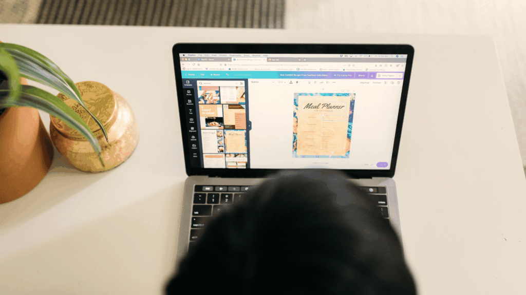 Canva資料デザインの作り方でテンプレートを使いこなす方法を解説した記事