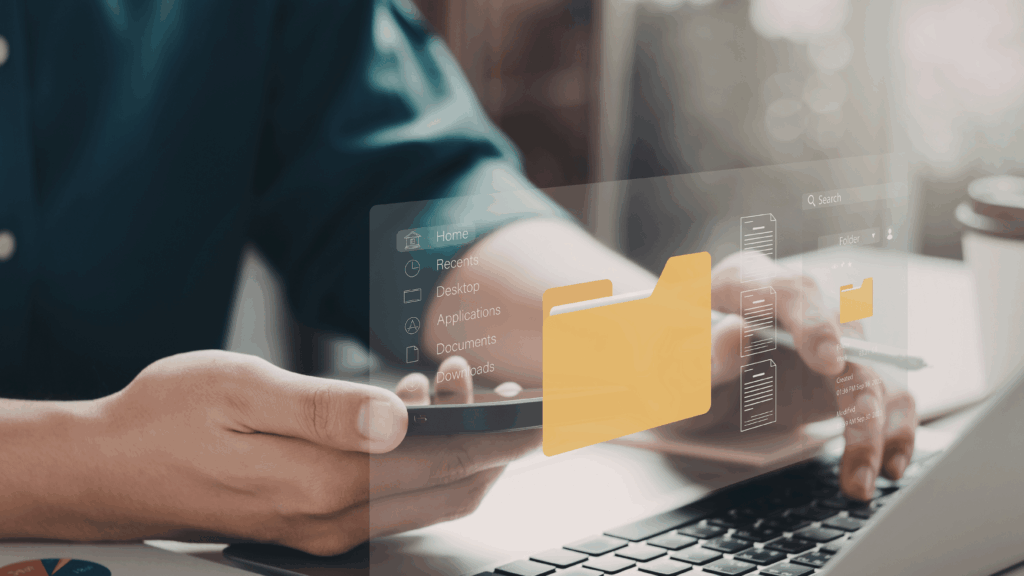 PhotoshopではなくCanvaを使うべきタイミングとしてチームでのリアルタイム共同編集が必要なときという説明